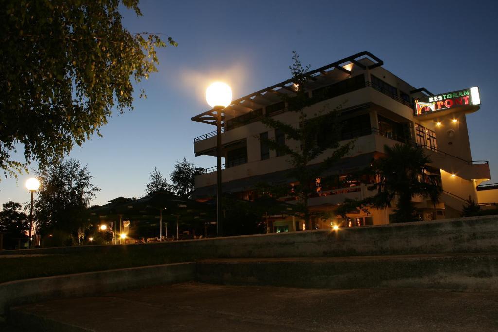 Hotel Le Pont Prijedor Exterior foto