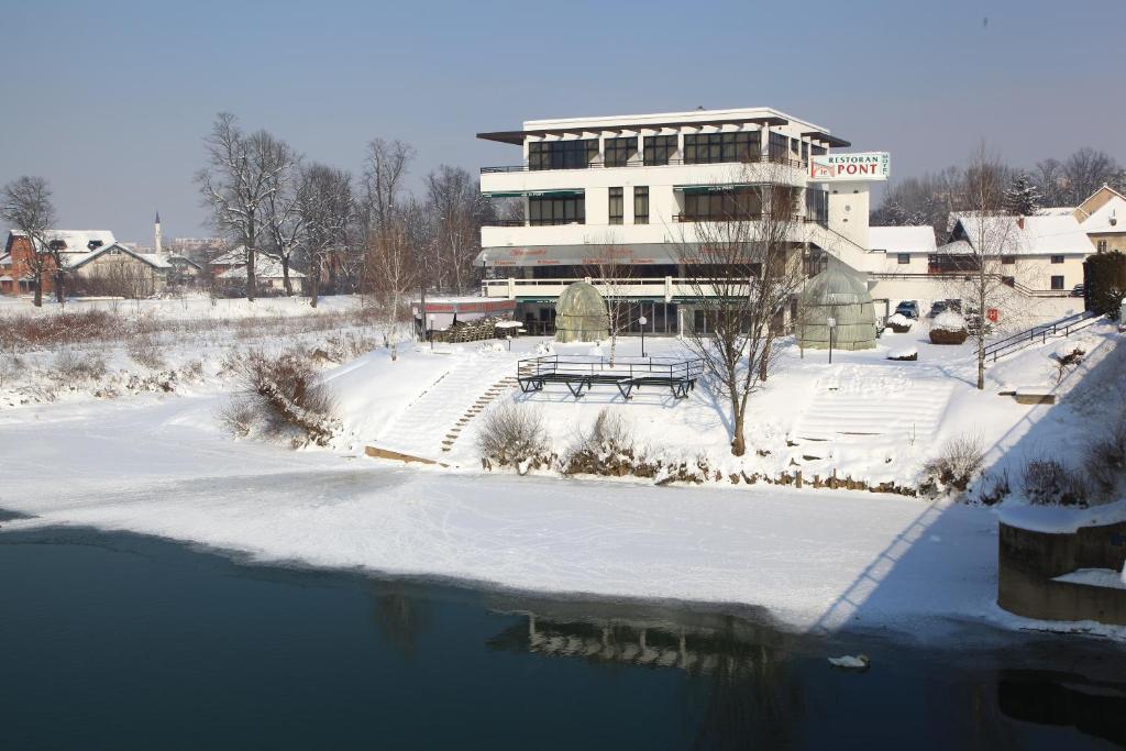 Hotel Le Pont Prijedor Exterior foto